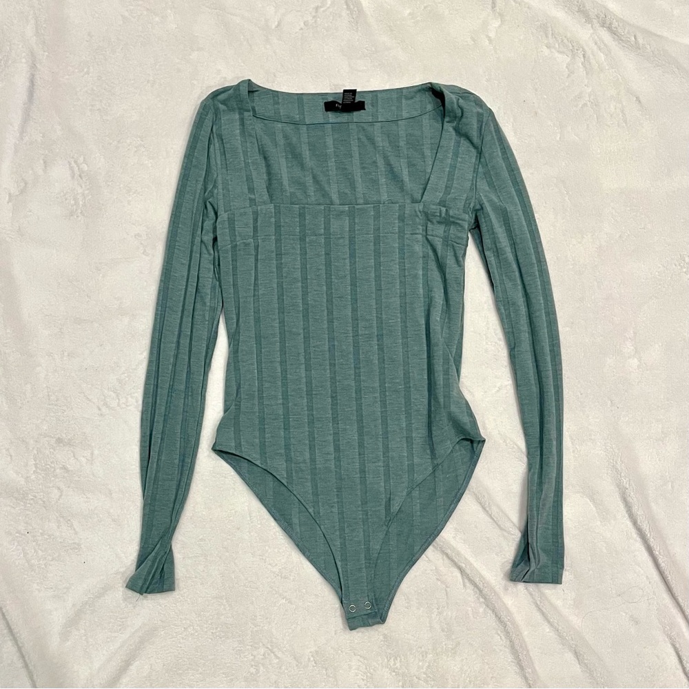 NWOT Forever 21 Ribbed Long Sleeve Blue-Grey Bodysuit Size L